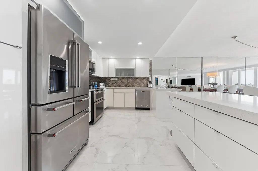 3546 S Ocean Boulevard South Palm Beach FL 33480