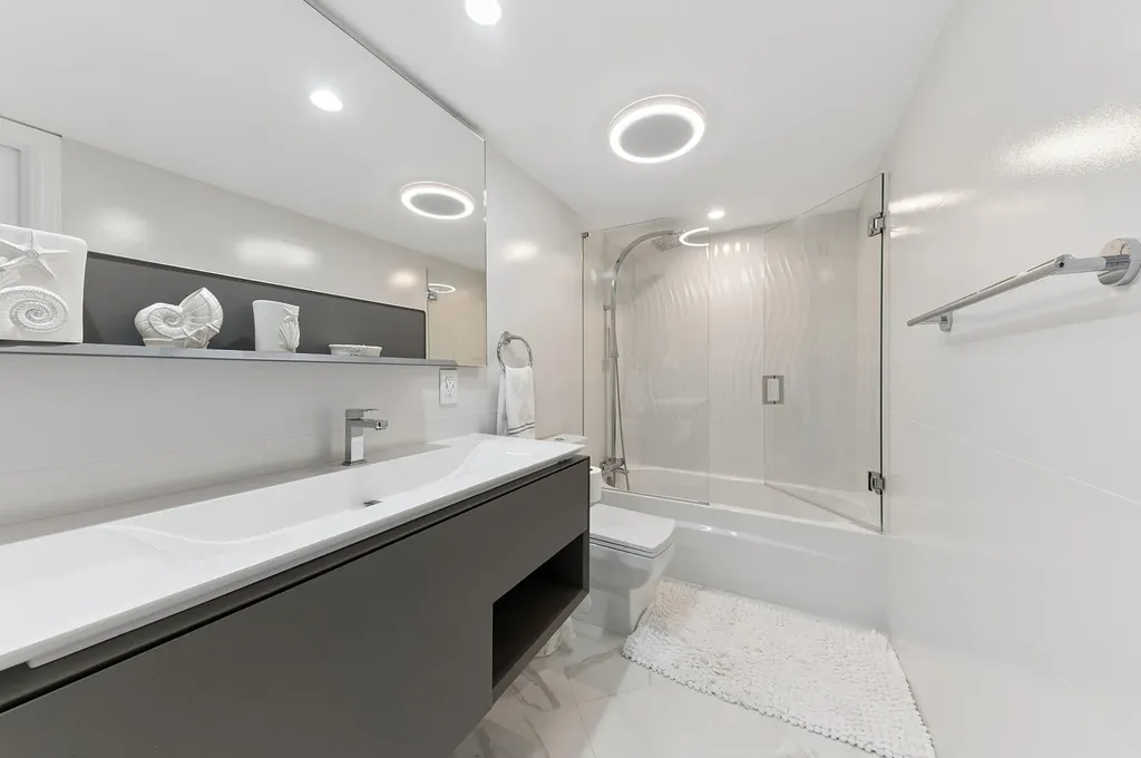 3546 S Ocean Boulevard South Palm Beach FL 33480