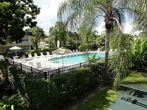 5186 NE 6th Avenue Oakland Park FL 33334