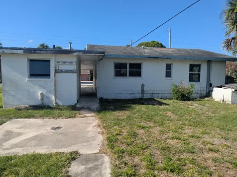 1705 Juanita Avenue Fort Pierce FL 34946