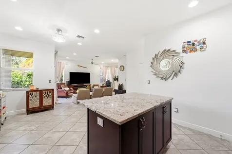 6993 Pines Circle Coconut Creek FL 33073
