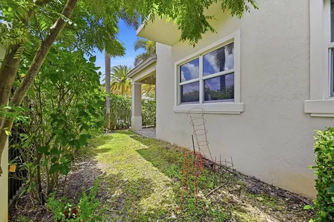 6993 Pines Circle Coconut Creek FL 33073