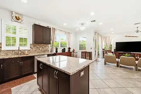 6993 Pines Circle Coconut Creek FL 33073