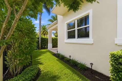 6993 Pines Circle Coconut Creek FL 33073