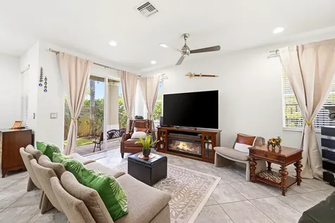 6993 Pines Circle Coconut Creek FL 33073