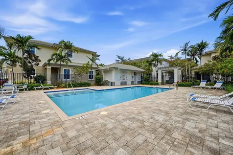 6993 Pines Circle Coconut Creek FL 33073