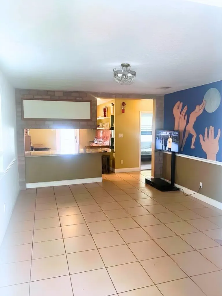 4100 SW 28th Street West Park FL 33023