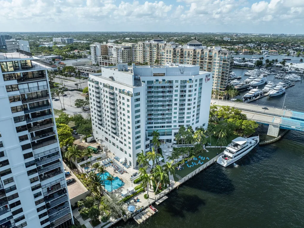 2670 E Sunrise Boulevard Fort Lauderdale FL 33304