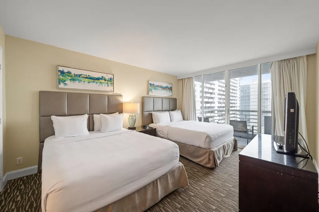 2670 E Sunrise Boulevard Fort Lauderdale FL 33304