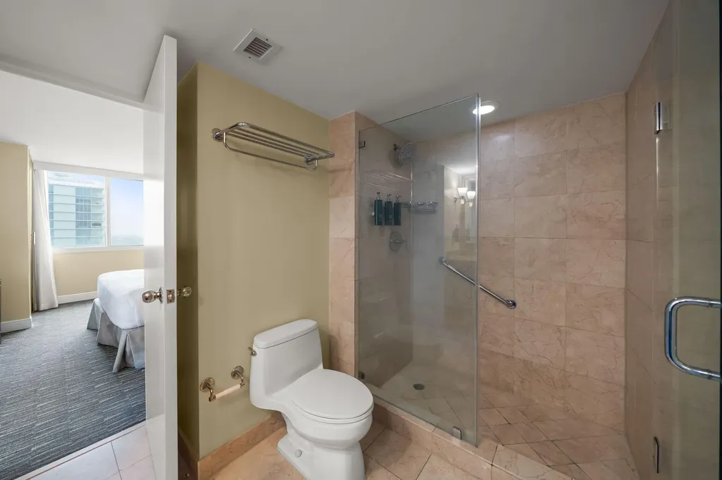 2670 E Sunrise Boulevard Fort Lauderdale FL 33304