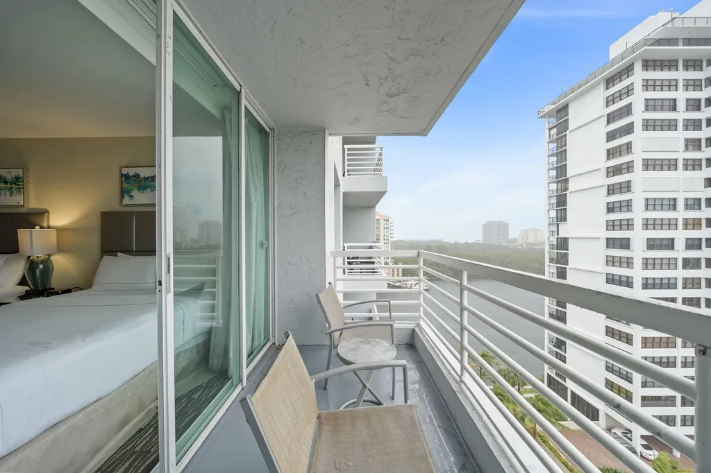 2670 E Sunrise Boulevard Fort Lauderdale FL 33304
