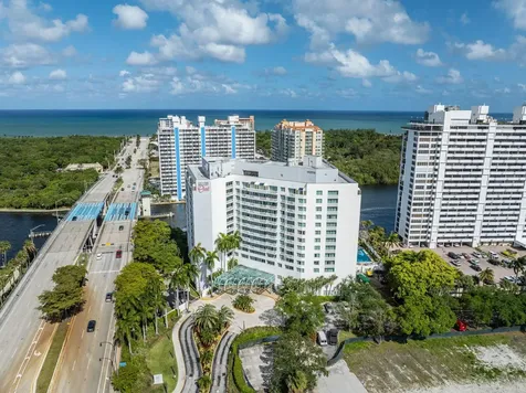 2670 E Sunrise Boulevard Fort Lauderdale FL 33304