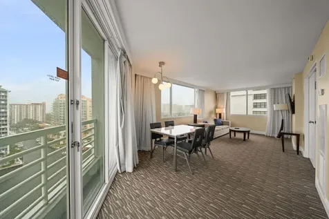 2670 E Sunrise Boulevard Fort Lauderdale FL 33304
