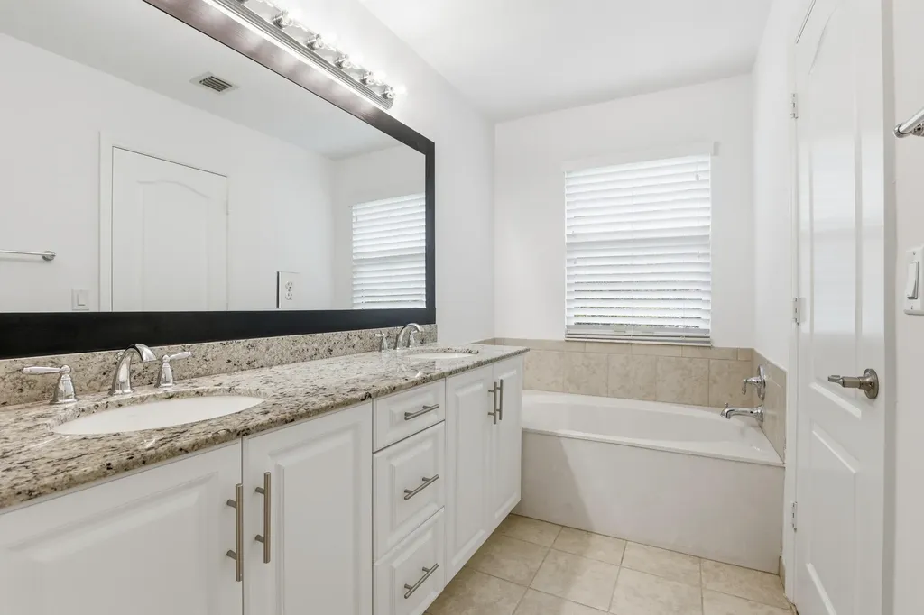 5780 Monterra Club Drive Lake Worth FL 33463