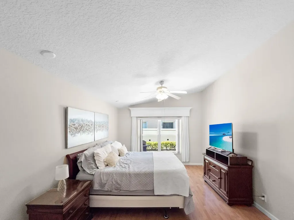 5320 Glenville Drive Boynton Beach FL 33437