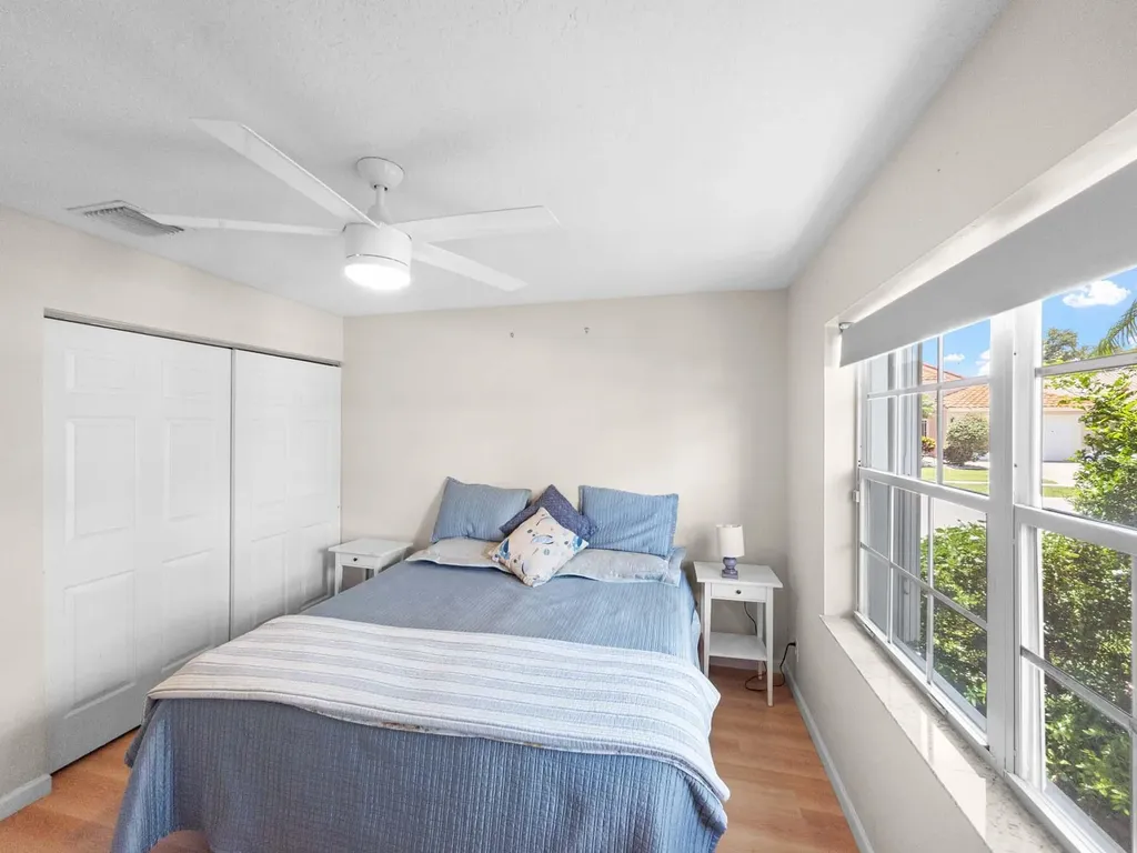 5320 Glenville Drive Boynton Beach FL 33437