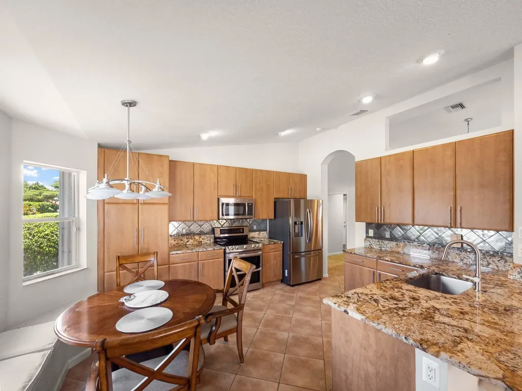 5320 Glenville Drive Boynton Beach FL 33437