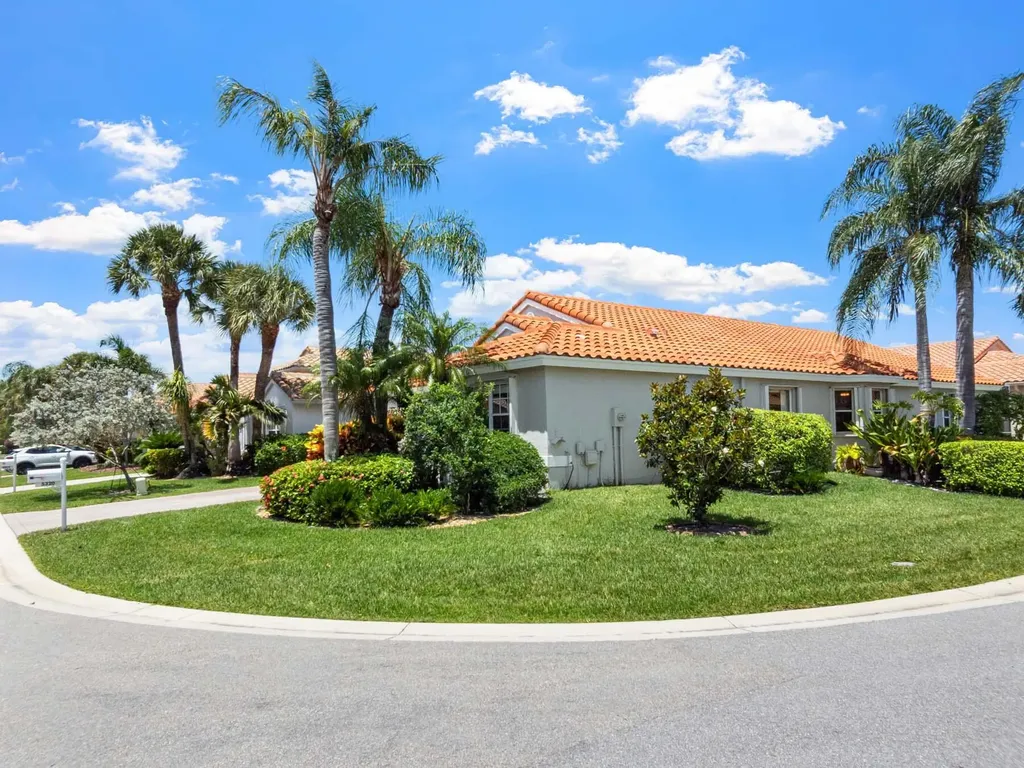 5320 Glenville Drive Boynton Beach FL 33437