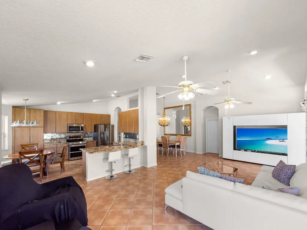 5320 Glenville Drive Boynton Beach FL 33437
