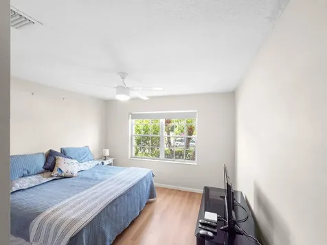 5320 Glenville Drive Boynton Beach FL 33437