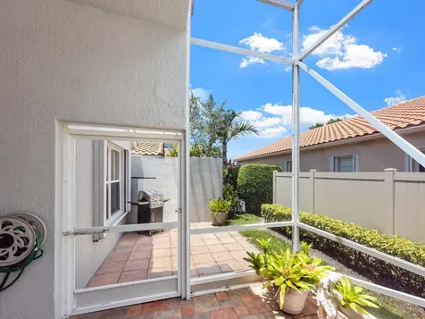 5320 Glenville Drive Boynton Beach FL 33437