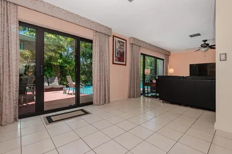 4961 SW 94th Avenue Cooper City FL 33328