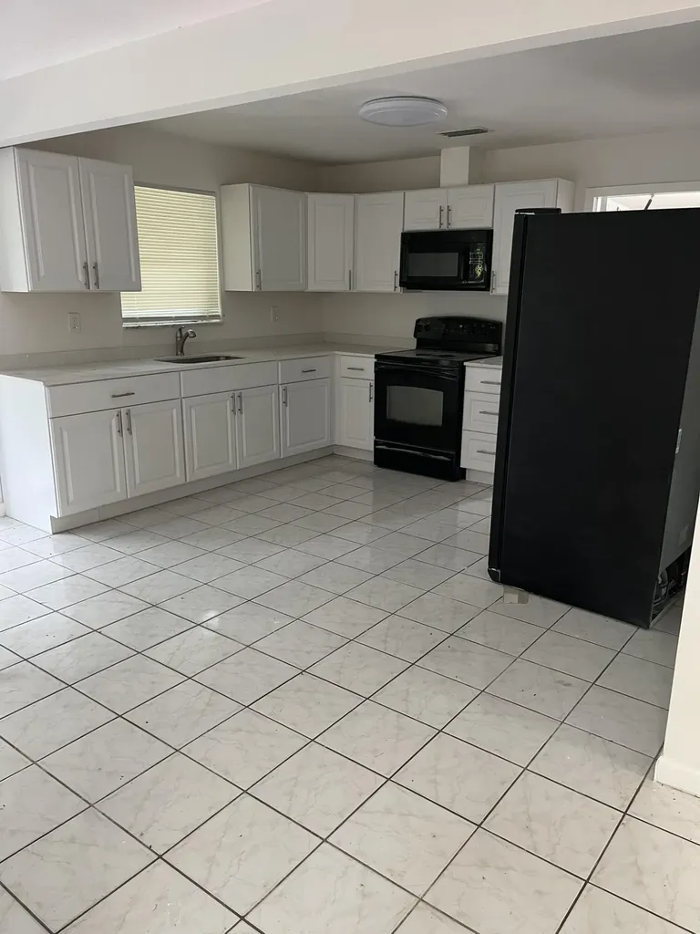8956 SE 65th Way SE Okeechobee FL 34974