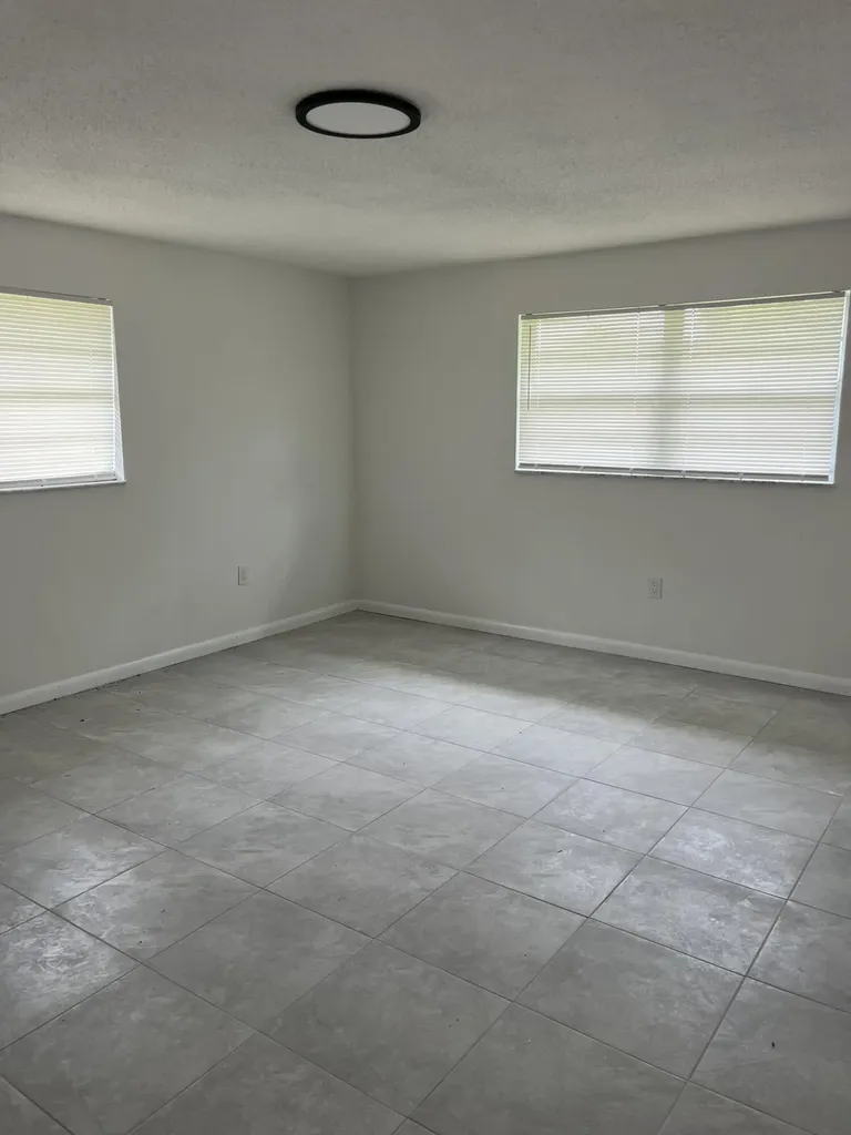 8956 SE 65th Way SE Okeechobee FL 34974