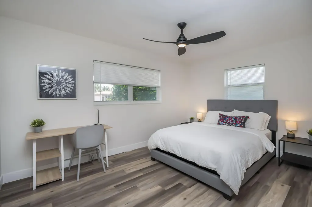 1065 SW 4th Terrace Pompano Beach FL 33060