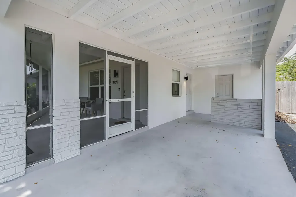 1065 SW 4th Terrace Pompano Beach FL 33060