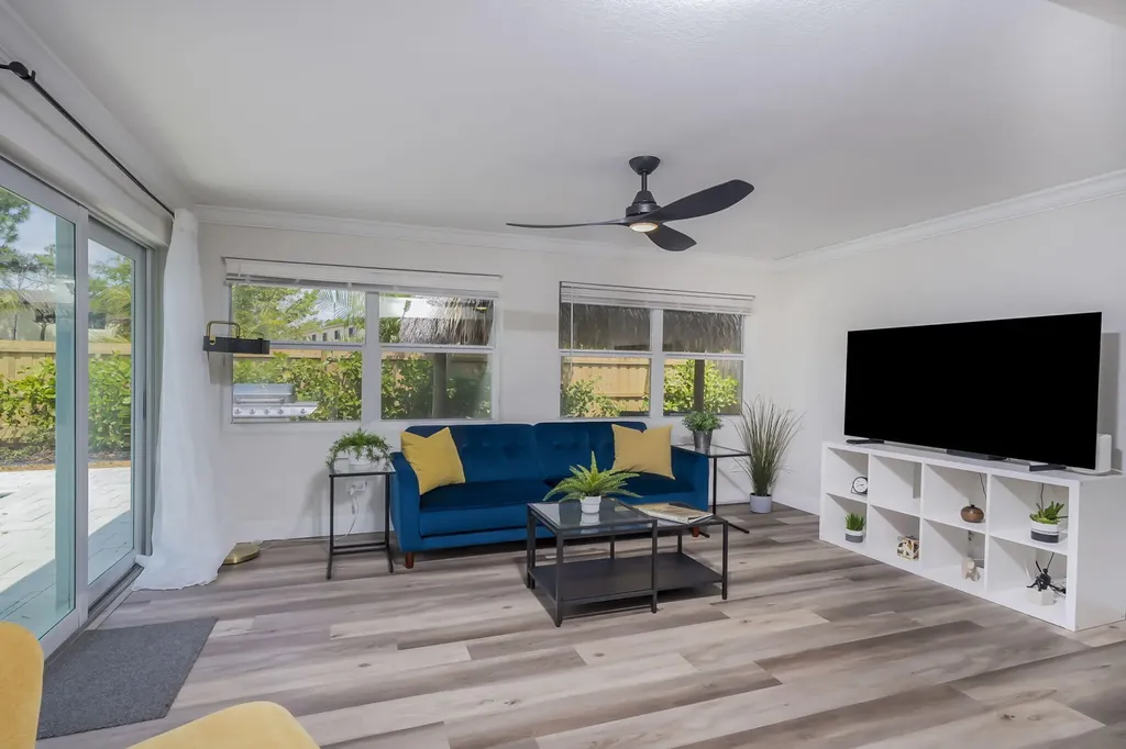 1065 SW 4th Terrace Pompano Beach FL 33060