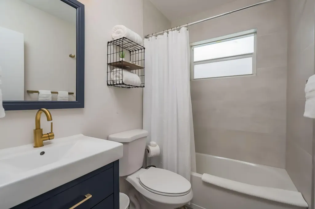 1065 SW 4th Terrace Pompano Beach FL 33060