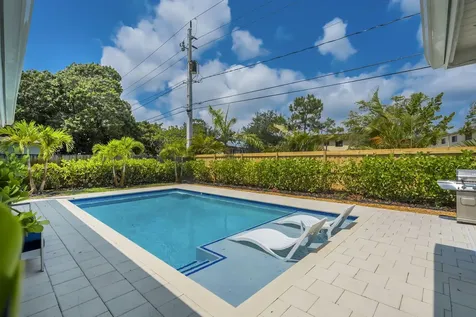 1065 SW 4th Terrace Pompano Beach FL 33060