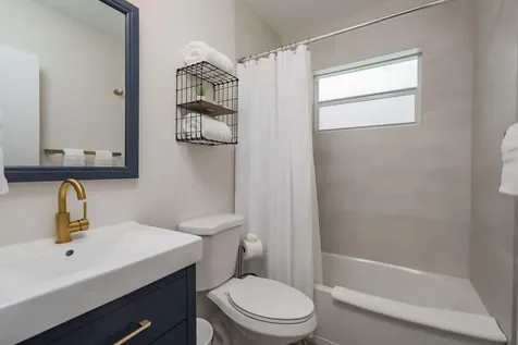 1065 SW 4th Terrace Pompano Beach FL 33060