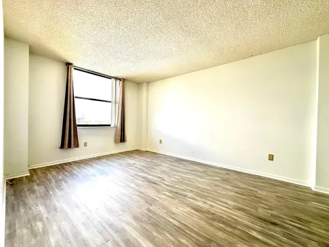 1470 NE 123rd Street North Miami FL 33161