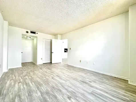 1470 NE 123rd Street North Miami FL 33161