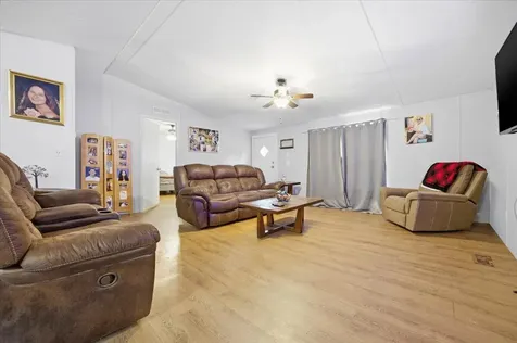 194 Keuka Road Interlachen FL 32148