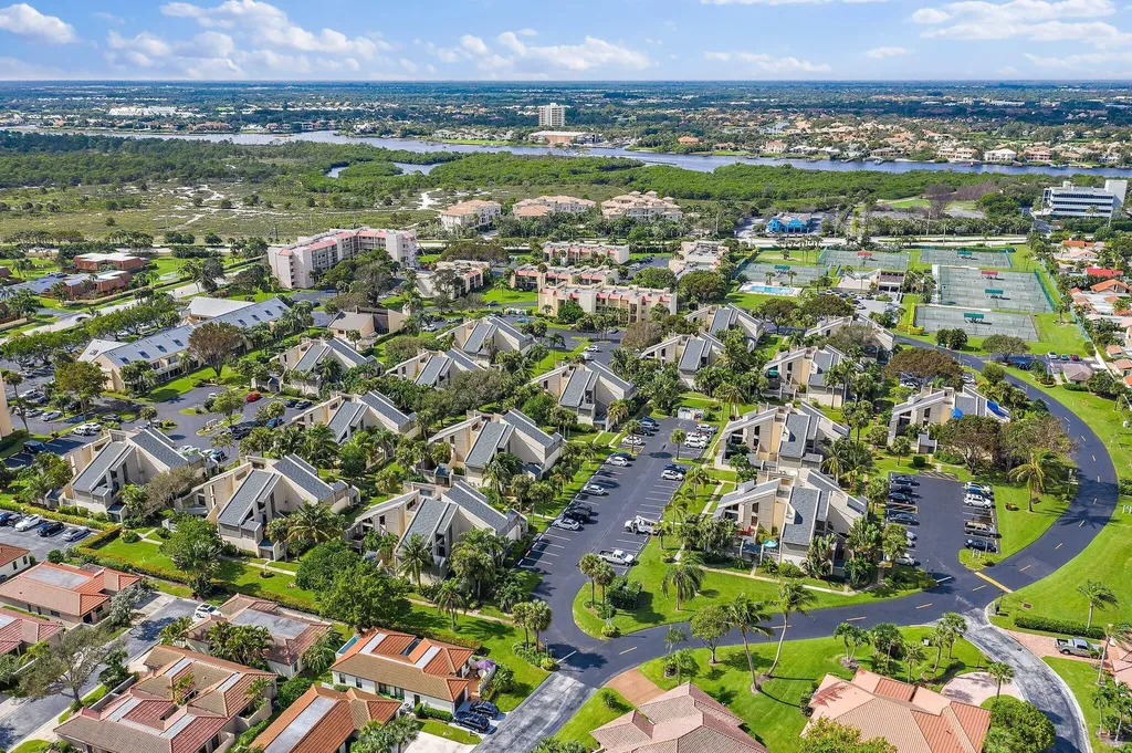 1605 S Us Highway 1 Jupiter FL 33477