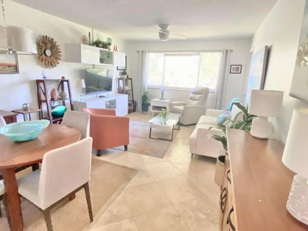 2566 S Garden Drive S Lake Worth FL 33461