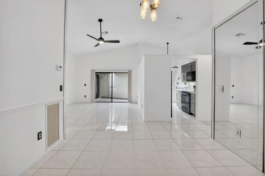 9123 SW 22nd Street Boca Raton FL 33428