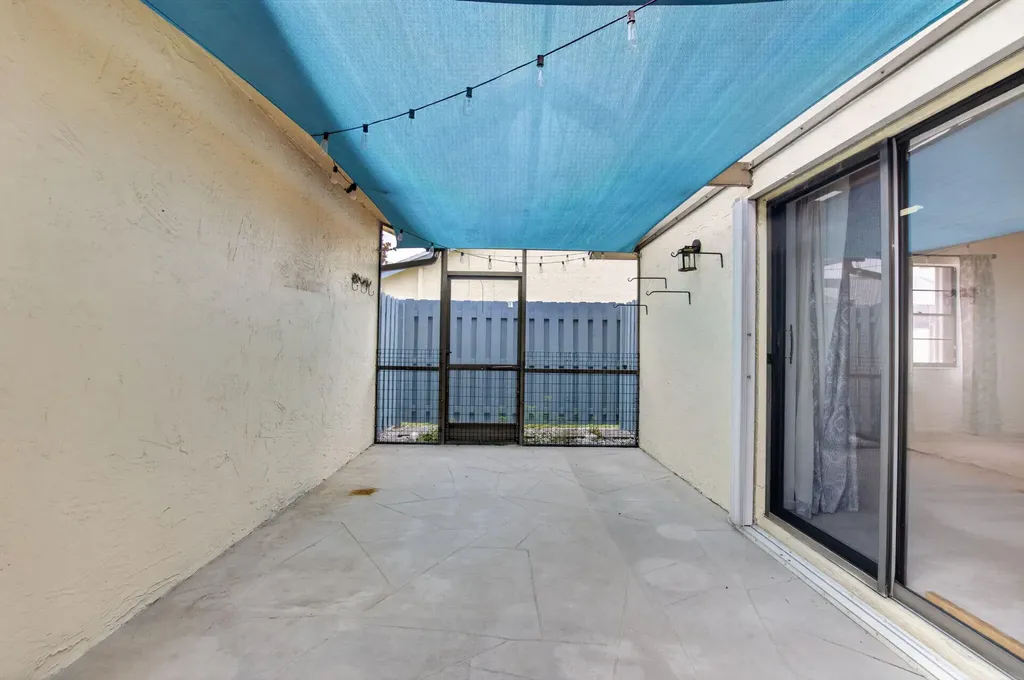 9123 SW 22nd Street Boca Raton FL 33428