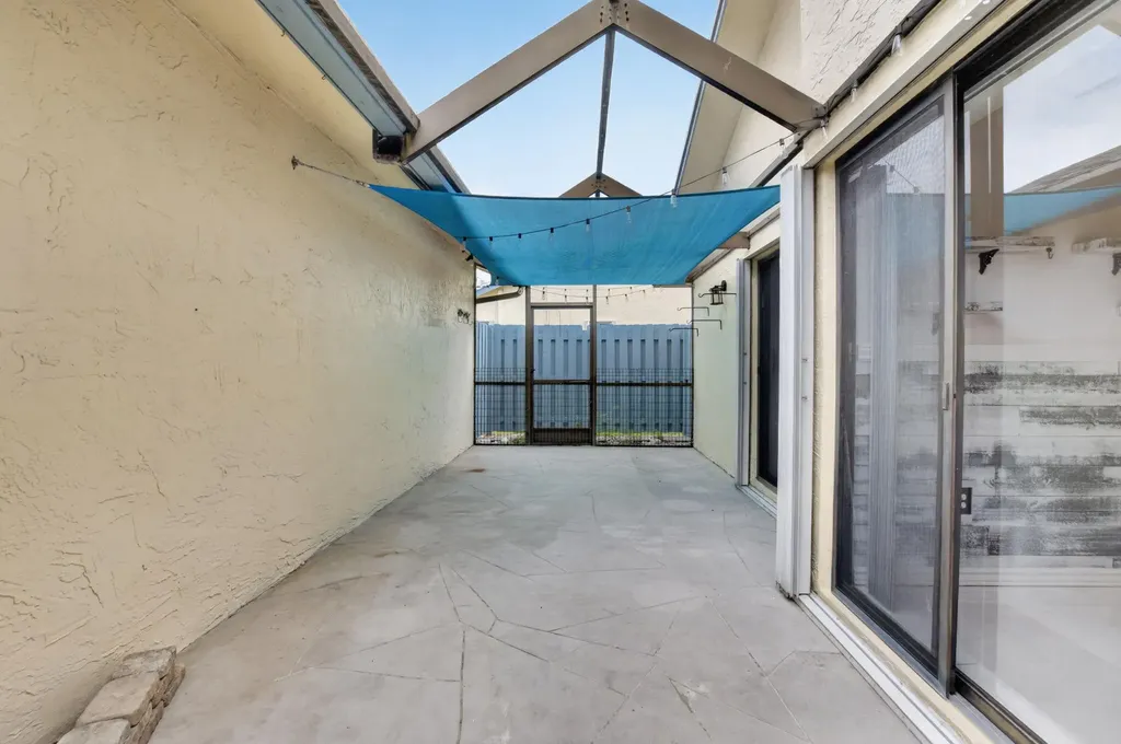 9123 SW 22nd Street Boca Raton FL 33428