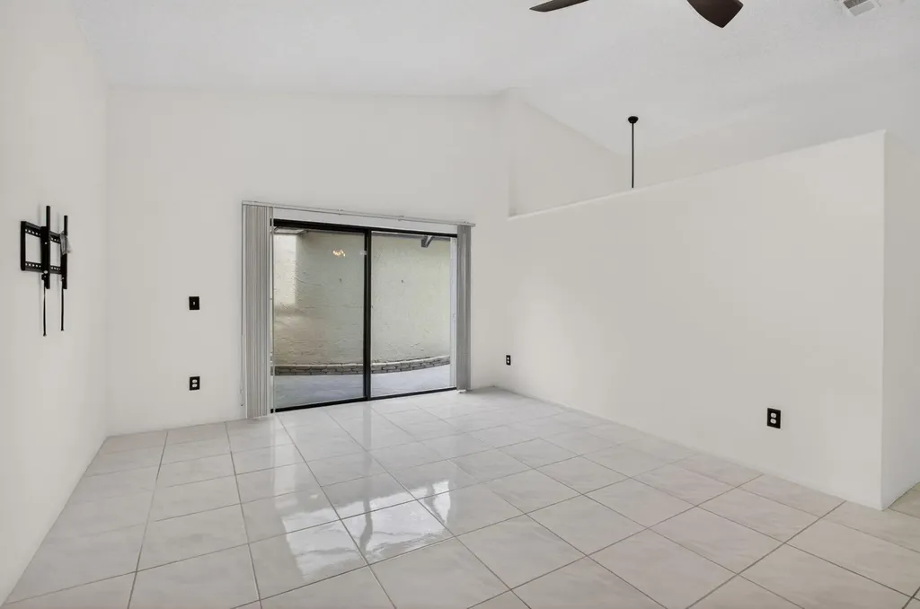 9123 SW 22nd Street Boca Raton FL 33428