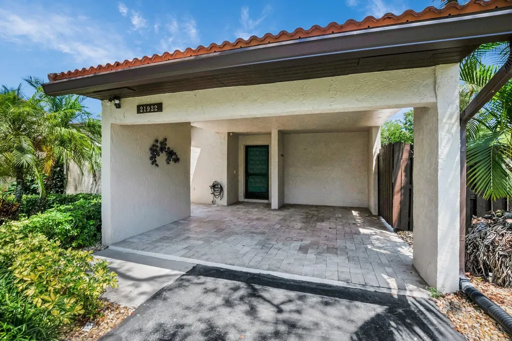 21922 Cypress Drive Boca Raton FL 33433