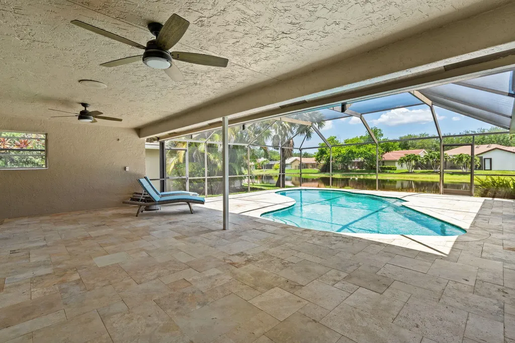 921 Lakewood Court Weston FL 33326