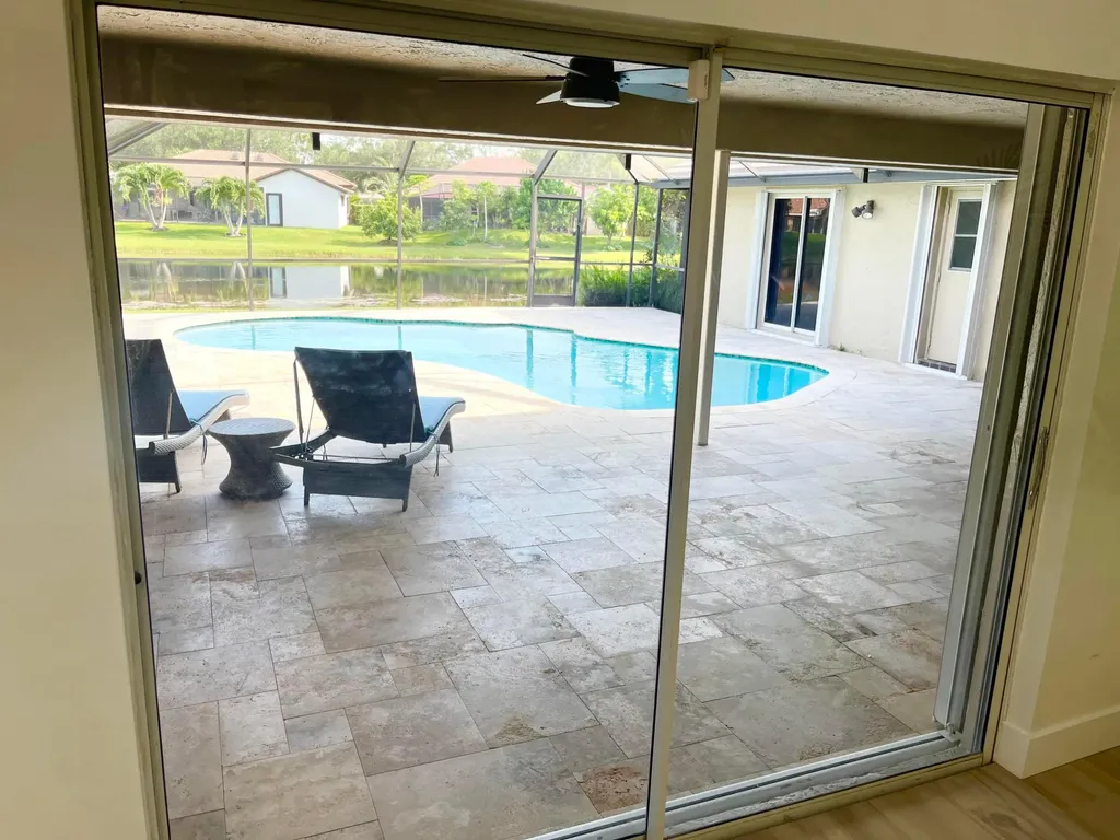 921 Lakewood Court Weston FL 33326