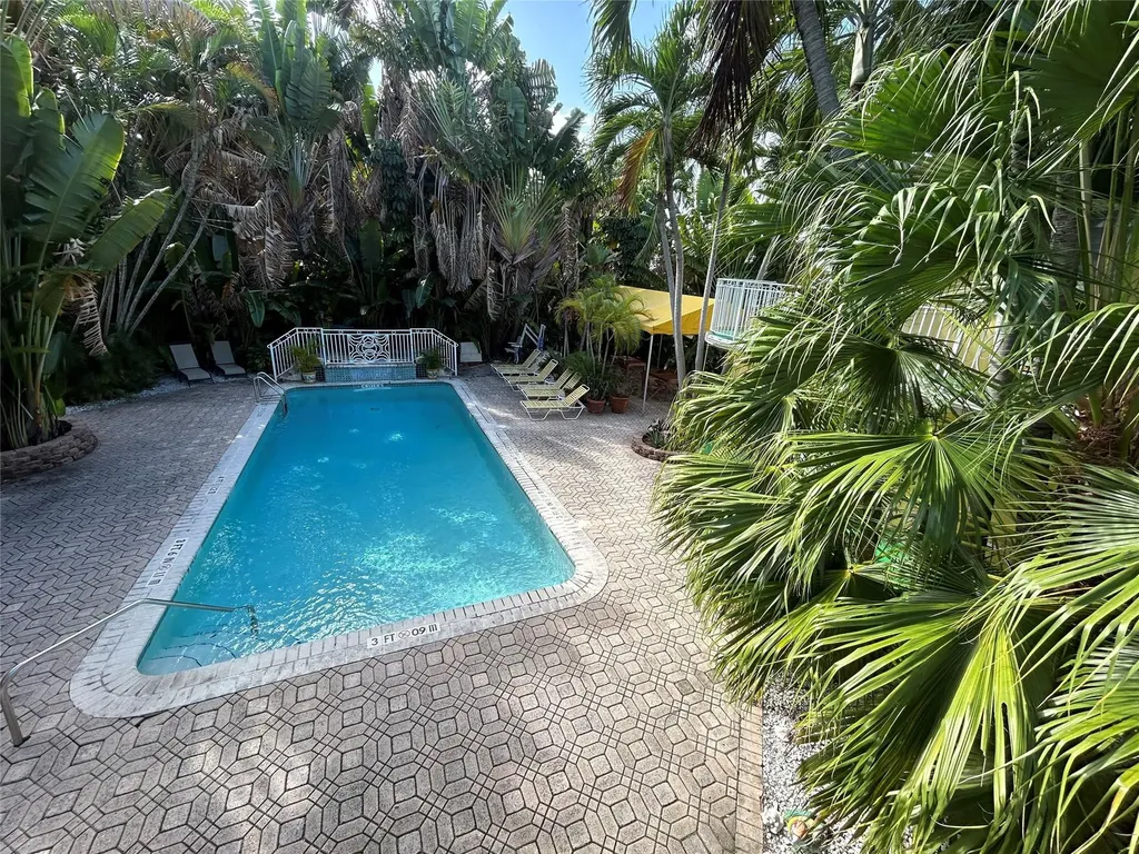 77 Hendricks Isle Fort Lauderdale FL 33301