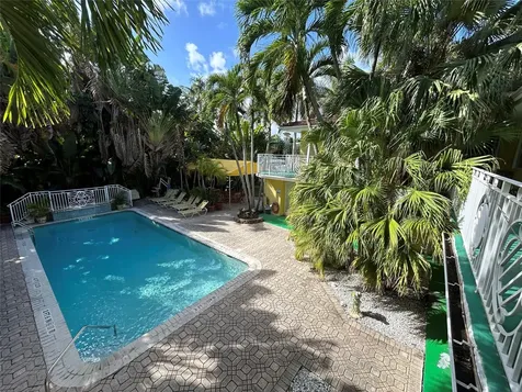 77 Hendricks Isle Fort Lauderdale FL 33301
