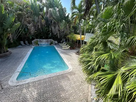 77 Hendricks Isle Fort Lauderdale FL 33301