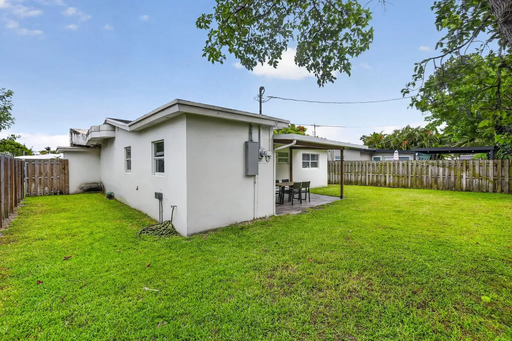 4601 NE 4th Avenue Fort Lauderdale FL 33334
